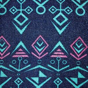 LulaRoe Angular Pattern‎ Leggings